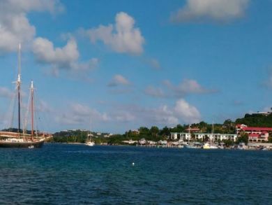 2 Bedrooms St. Croix Vacation Condo Plus Den Sleeps 6 Guests