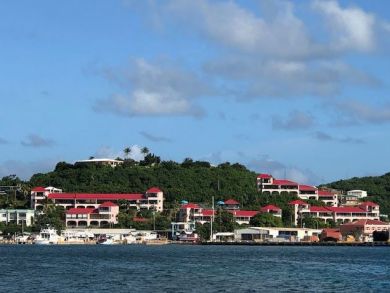 2 Bedrooms St. Croix Vacation Condo Plus Den Sleeps 6 Guests