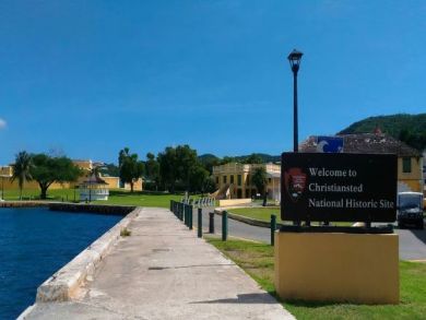 2 Bedrooms St. Croix Vacation Condo Plus Den Sleeps 6 Guests