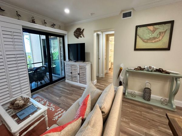 Ground-Floor Paradise: A Relaxing Sanibel Island Getaway
