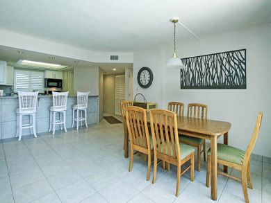 Charming Vacation Rental Condo on Sanibel Two Bedrooms Charming Vacation Rental Condo on Sanibel Two Bedrooms