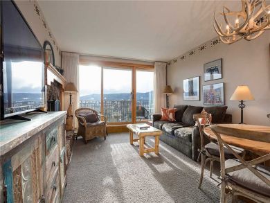 Steamboat Springs Home 928000 Steamboat Springs Home 928000