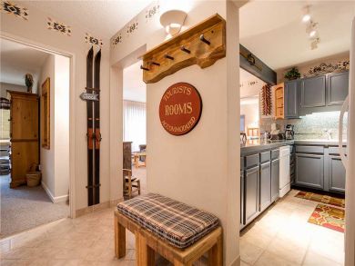 Steamboat Springs Home 928000 Steamboat Springs Home 928000