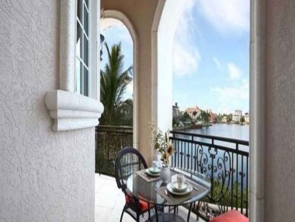 Naples Luxury Vacation Home 6 Bedrooms Sleeps 14 Guests