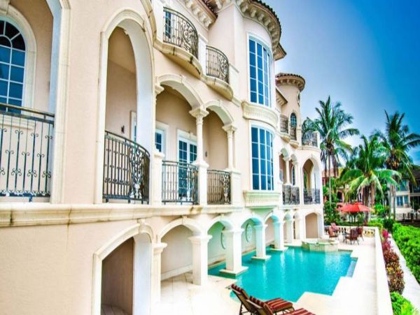 Naples Luxury Vacation Home 6 Bedrooms Sleeps 14 Guests