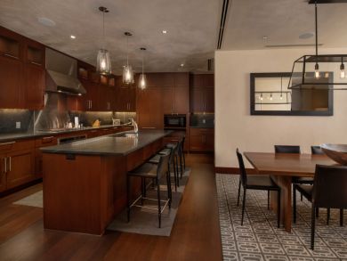 Luxury Mountain View Four Bedroom Plus Den Ski Condo