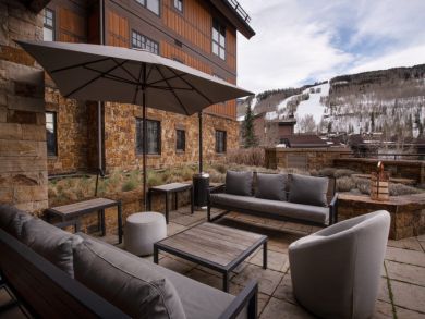 Luxury Mountain View Four Bedroom Plus Den Ski Condo