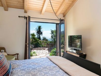 Great Views Montecito Vacation Home Sleeps Six Guests