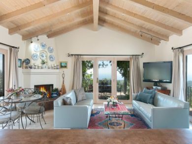 Great Views Montecito Vacation Home Sleeps Six Guests