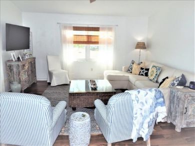 Longboat Key Three Bedroom Walk to Beach Home
