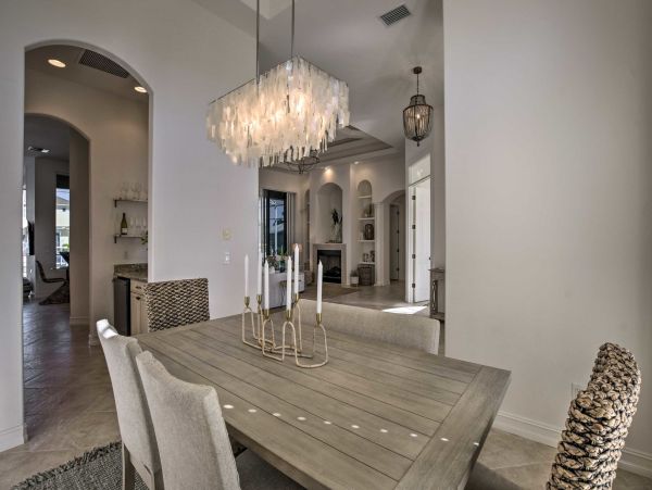 Luxury Canal Front 5 Bedroom Pool Home in Marco Island