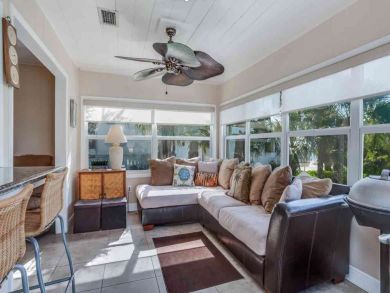 Fort Myers Beachside Two Bedroom Vacation Home Sleeps Four