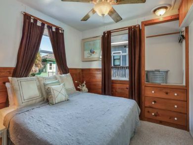 Fort Myers Beachside Two Bedroom Vacation Home Sleeps Four