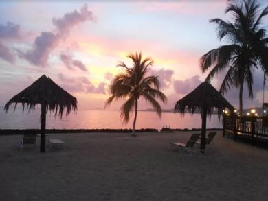 Beachfront Two Bedroom Vacation Condo in St. Croix Sleeps 6