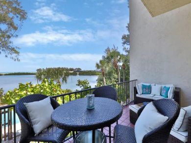 Longboat Key Two Bedroom Beach Rental Sleeps 6 Water Views