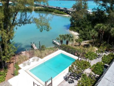 Longboat Key Two Bedroom Beach Rental Sleeps 6 Water Views