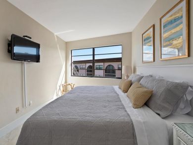 Charming One Bedroom Vacation Condo Rental on Marco Island
