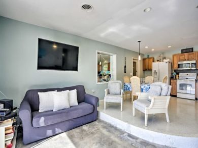 Canal Front 2 Bedroom Home with Private Pool in Cape Coral