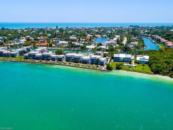 Bay Views Sanibel Vacation Condo 2 Bedrooms
