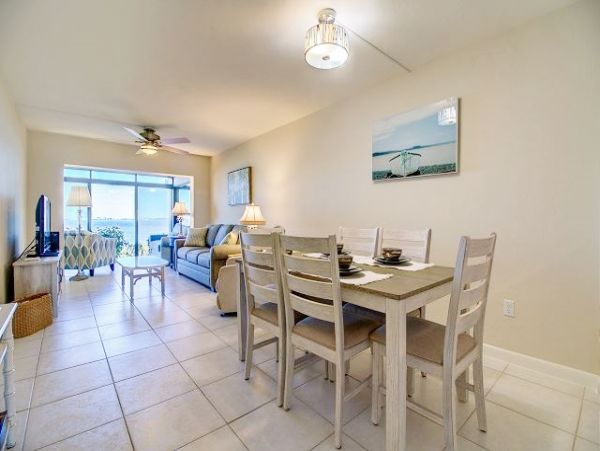Bay Views Sanibel Vacation Condo 2 Bedrooms