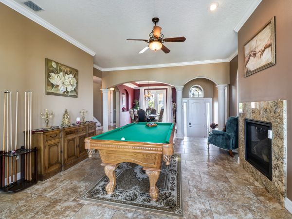 Luxury Treasure Island Vacation Home Sleeps Ten Guests