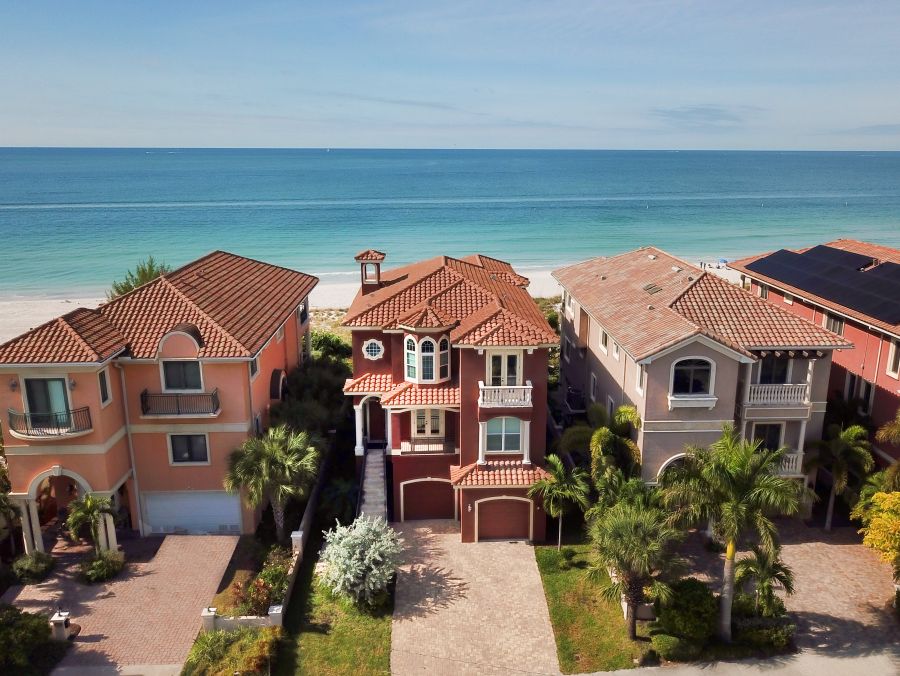 Luxury Treasure Island Vacation Home Sleeps Ten Guests