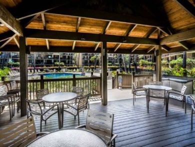 Cozy Two Bedroom Condo in Kaanapali Sleeps Six Guests