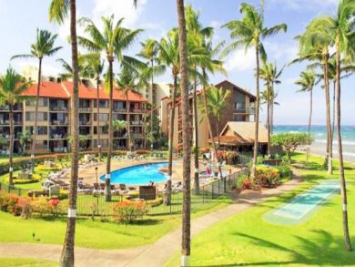 Cozy Two Bedroom Condo in Kaanapali Sleeps Six Guests