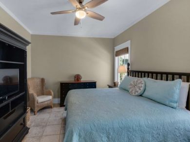 One Min Walk to Santa Rosa Beach Access 4 Bedrm Plus Loft One Min Walk to Santa Rosa Beach Access 4 Bedrm Plus Loft