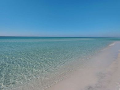 One Min Walk to Santa Rosa Beach Access 4 Bedrm Plus Loft One Min Walk to Santa Rosa Beach Access 4 Bedrm Plus Loft