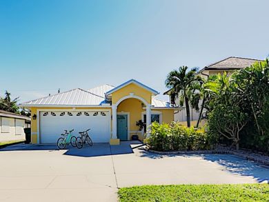 Beautiful Vacation Home 3 Bedrooms Sleeps 6 Guests in Naples