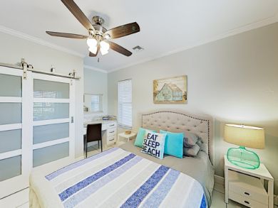 Beautiful Vacation Home 3 Bedrooms Sleeps 6 Guests in Naples