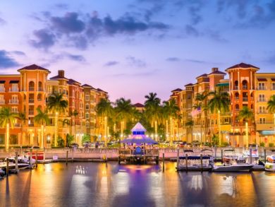 Beautiful Vacation Home 3 Bedrooms Sleeps 6 Guests in Naples