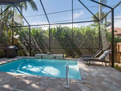 Naples Vacation Home Sleeps Eight Guests