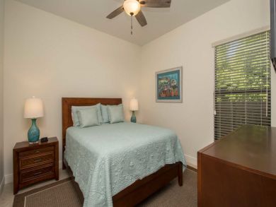 Naples Vacation Home Sleeps Eight Guests