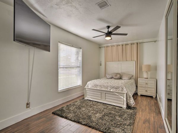 Marco Island Canal View Three Bedroom Vacation Home