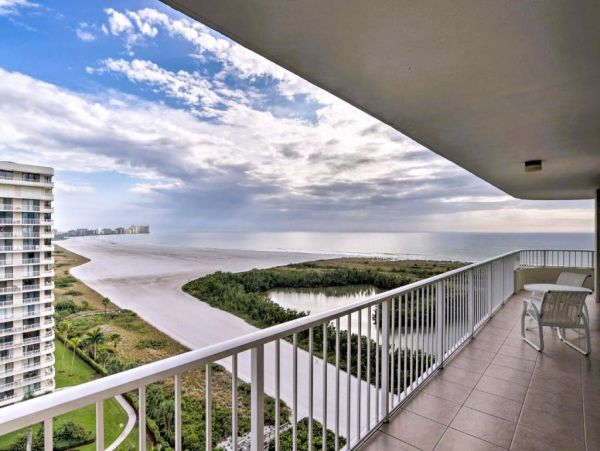 Marco Island Vacation Condo Two Bedrooms Sleeps Seven Guests