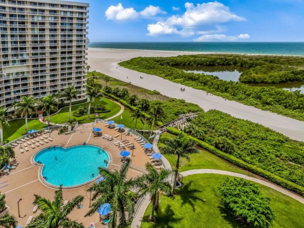 Marco Island Vacation Condo Two Bedrooms Sleeps Seven Guests