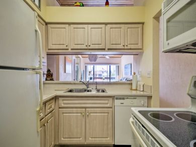 Charming 2 Bedroom Condo on Marco Island Sleeps 6 Guests