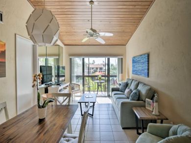 Charming 2 Bedroom Condo on Marco Island Sleeps 6 Guests
