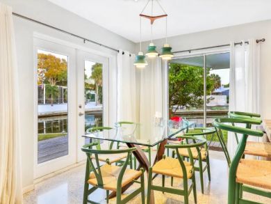 Siesta Key Vacation Home Sleeps Eight Guests