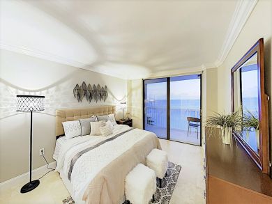 Marco Island Beachfront Two Bedroom Vacation Condo Sleeps 4