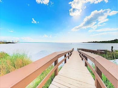 Marco Island Beachfront Two Bedroom Vacation Condo Sleeps 4