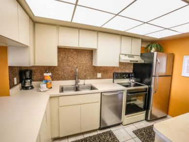 Great View Fort Myers Vacation Condo Sleeps Six Guests