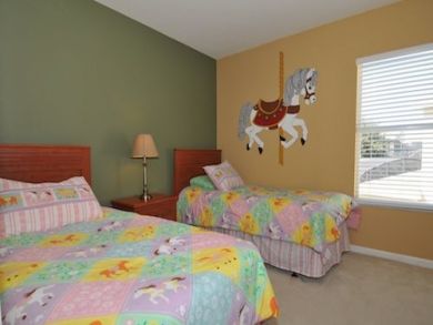 Orlando Six Bedroom Rental Home with Caged Pool
