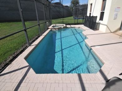 Orlando Six Bedroom Rental Home with Caged Pool