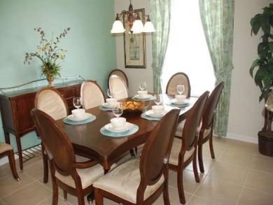 Orlando 5 Bedroom Home with Private Pool Sleeps 11 Guests