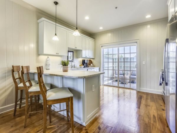 Holmes Beach Luxury Vacation Condo On Beach Two Bedrooms