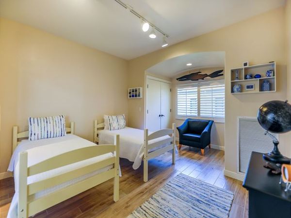 Sanibel Elegant Three Bedrooms Vacation Rental Home