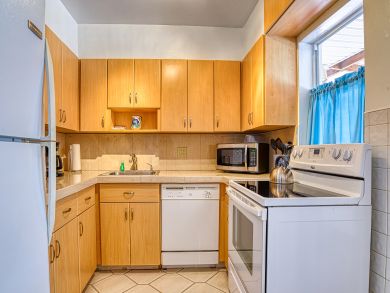 Two Bedroom Rental Condo in Pompano Beach Across Street Two Bedroom Rental Condo in Pompano Beach Across Street